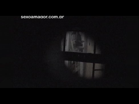 ❤️ Szőke lányt titokban videóra vette a környékbeli kukkoló, aki üreges téglák mögé rejtőzött ❤️ Orosz pornó at hu.vegasservice.ru ❌️❤